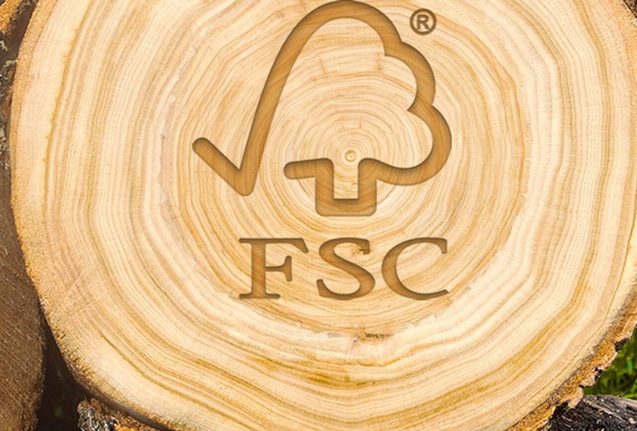 Matéria prima com certificado FSC Matéria prima com certificado FSC
